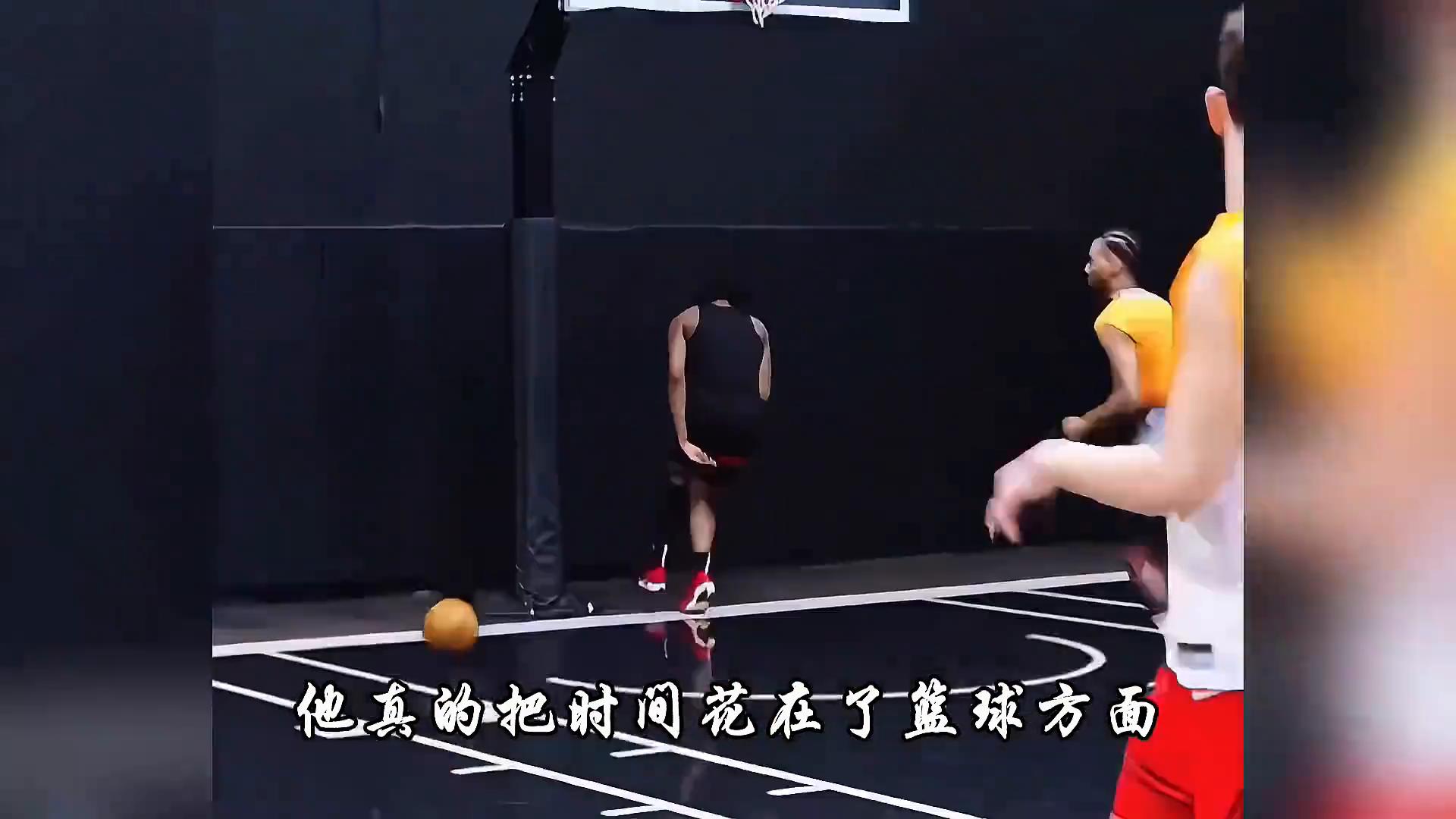 汤普森是阿水还是阿花_汤普森阿门会是第二个吗_阿门·汤普森