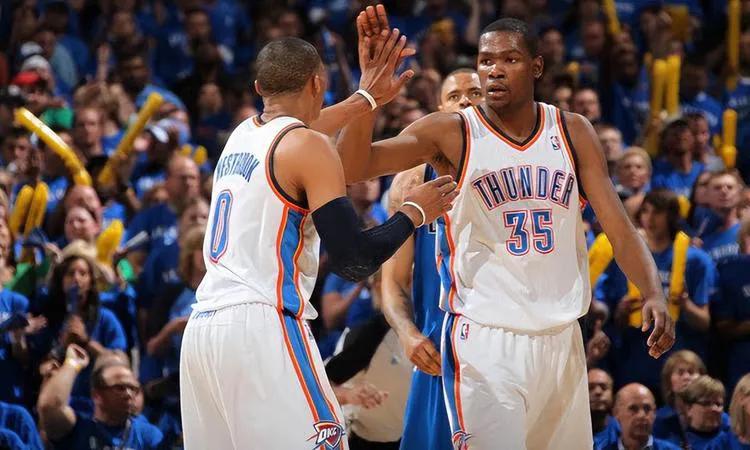 罗斯德里克NBA_罗斯德里克罗斯顺位公牛_德里克·罗斯
