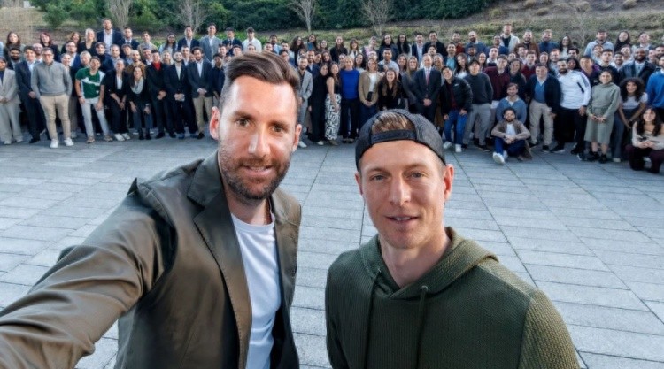 克罗斯_克罗斯退役了没有_克罗斯皇马