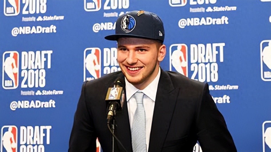 东契奇NBA生涯回顾_独行侠东契奇新秀赛季表现_卢卡·东契奇