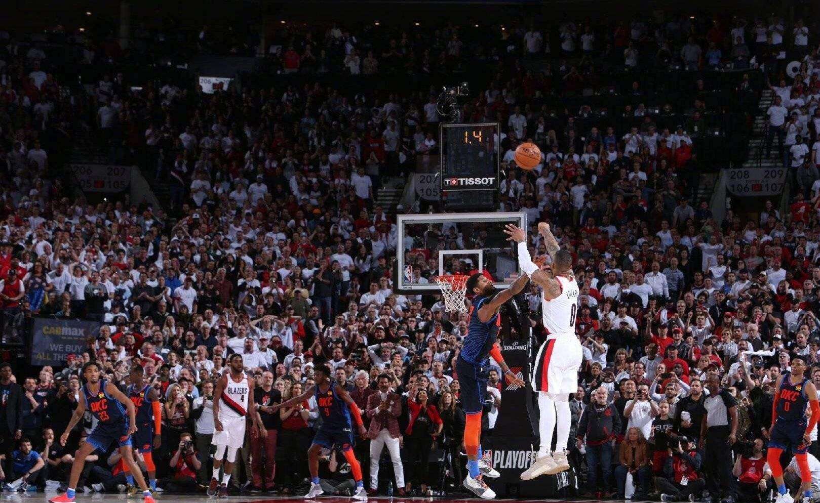 达米安·利拉德_利拉德NBA职业生涯回顾_利拉德一人一城英雄事迹