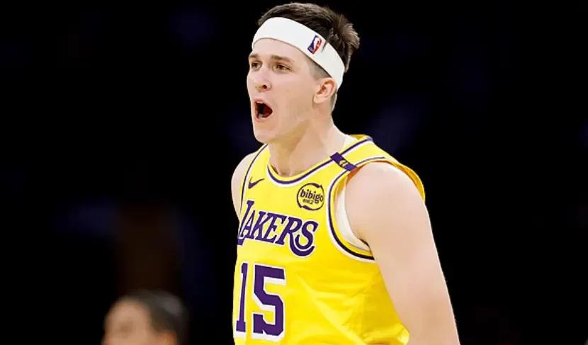勒布朗·詹姆斯NBA最佳阵容_40岁球员记录保持者_勒布朗·詹姆斯