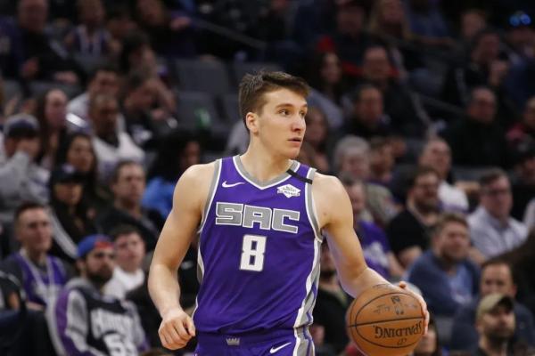 NBA自由球员市场低估球员_自由球员_博格丹·博格达诺维奇合同预测