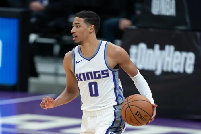 德阿龙福克斯NBA表现_萨克拉门托国王队_萨克拉门托国王队2021年NBA选秀