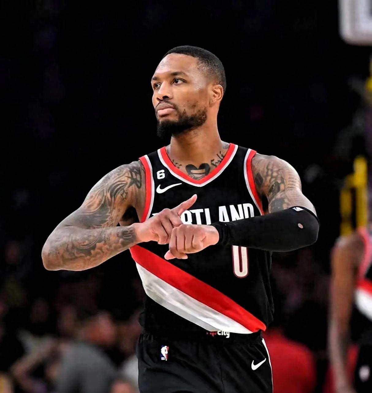 利拉德NBA薪资历史_达米安·利拉德_利拉德NBA生涯合同详情