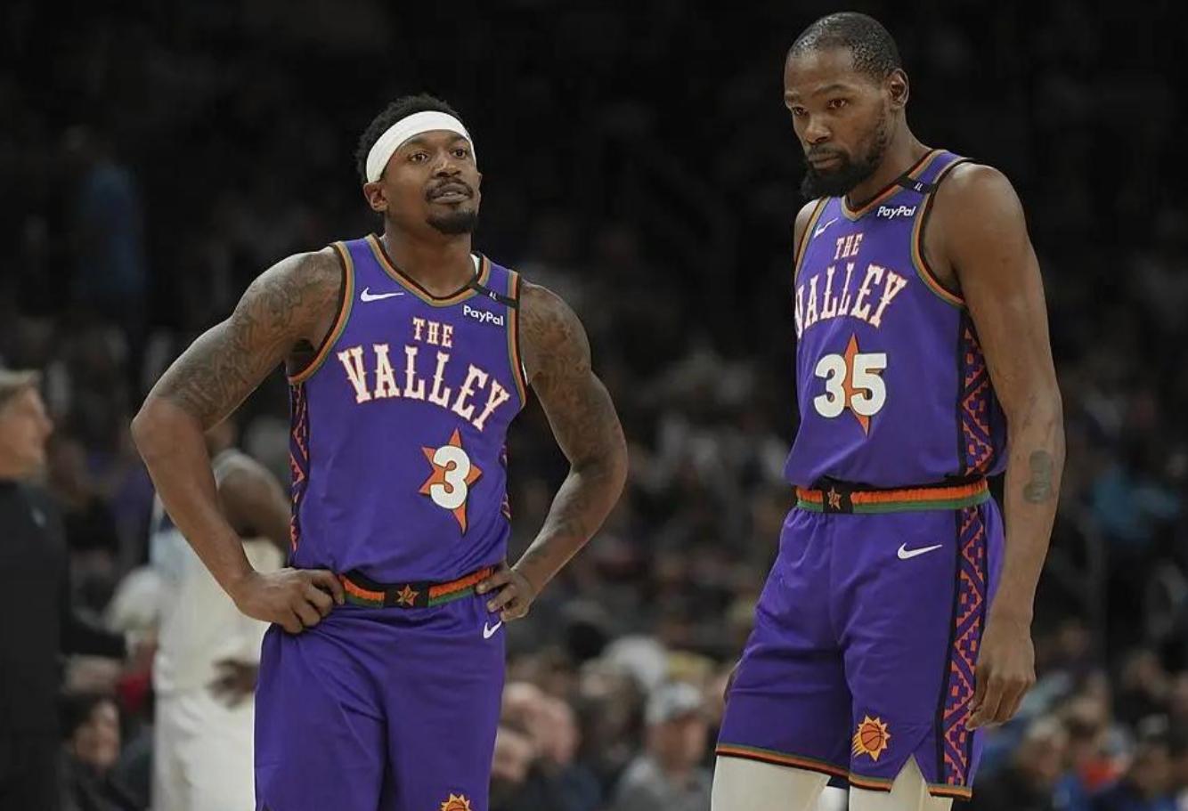 NBA费城76人伤病下滑_费城76人队_菲尼克斯太阳阵容短板