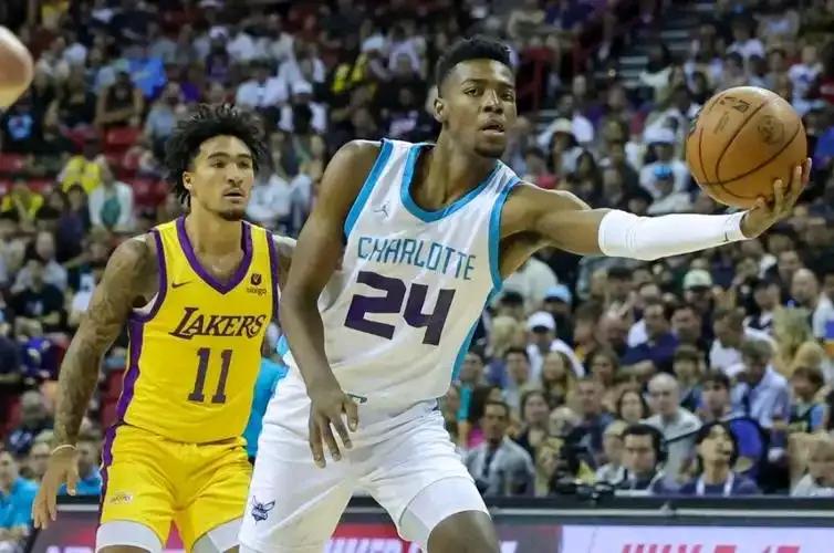 夏洛特黄蜂队_ 夏洛特黄蜂队 伤病影响 _NBA 24-25赛季 黄蜂队 半程总结 