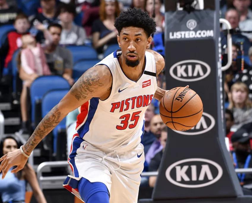 NBA落选秀逆袭_克里斯蒂安-伍德千万年薪_克里斯蒂安·伍德