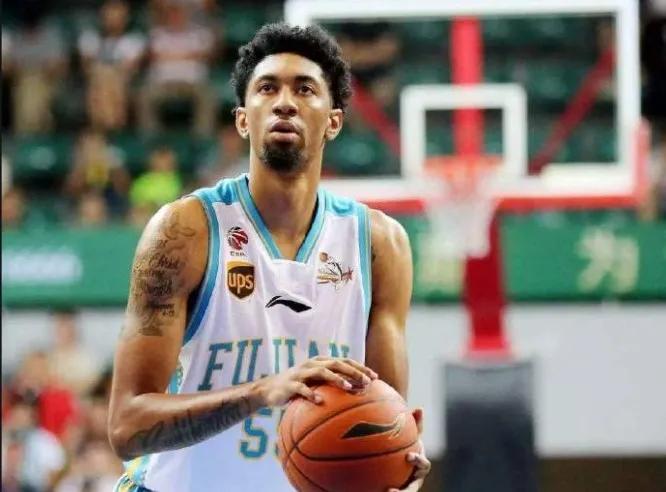 NBA落选秀逆袭_克里斯蒂安-伍德千万年薪_克里斯蒂安·伍德