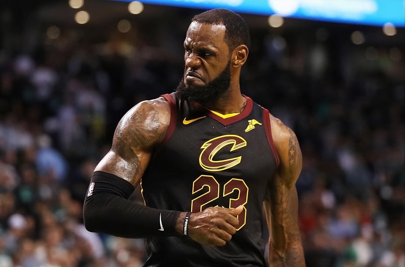 勒布朗·詹姆斯_勒布朗·詹姆斯NBA历史第一小前锋_詹姆斯4次FMVP