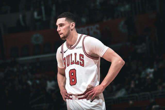 扎克·拉文NBA年薪_扎克·拉文_ 扣篮王拉文职业生涯收入