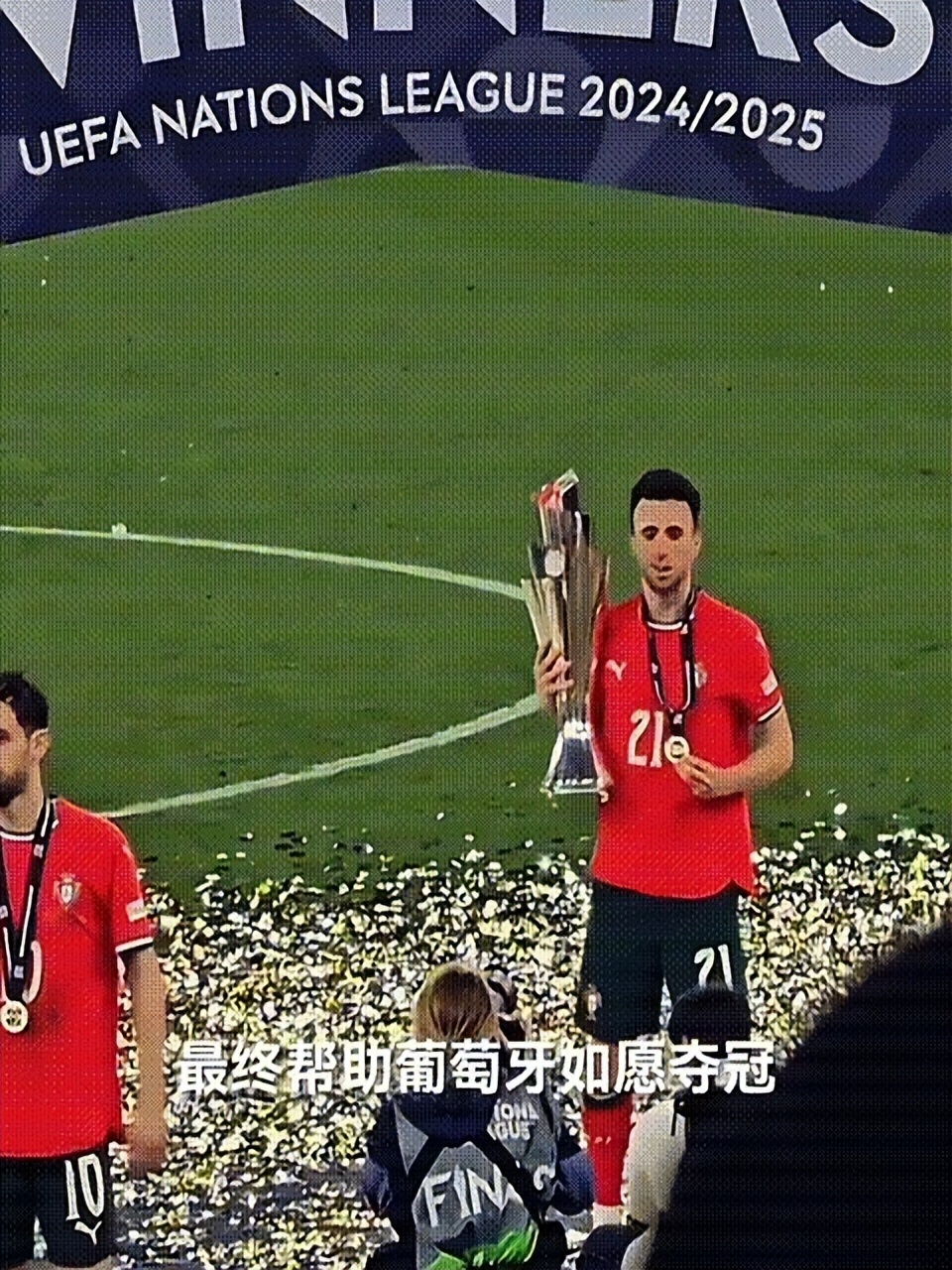 C罗_葡萄牙球员若塔车祸_C罗若塔去世