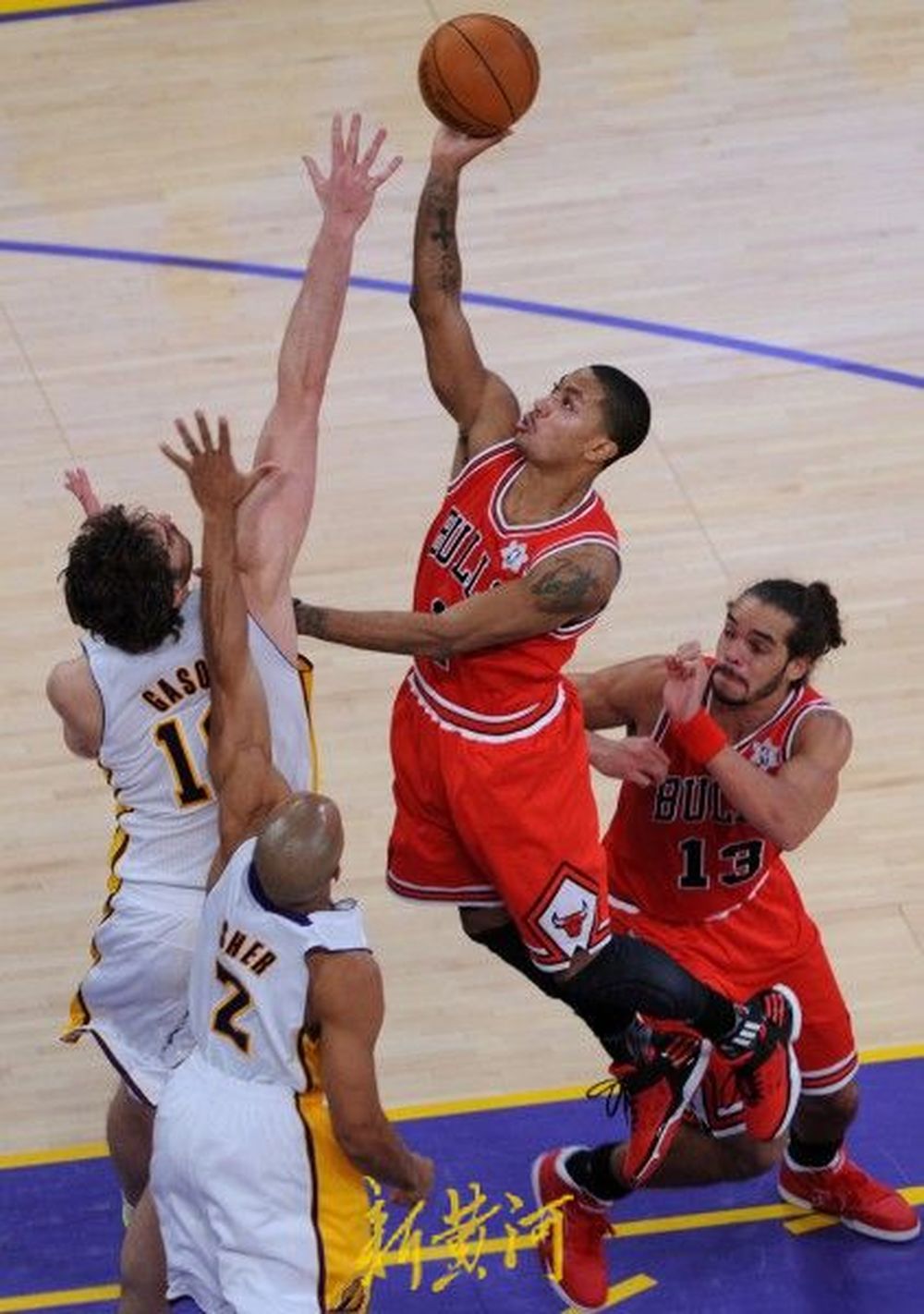 德里克·罗斯NBA生涯回顾_罗斯职业生涯伤病史_德里克·罗斯