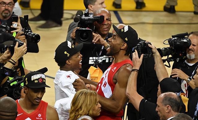 凯尔·洛瑞NBA生涯回顾_凯尔·洛瑞_姚明队友洛瑞职业生涯