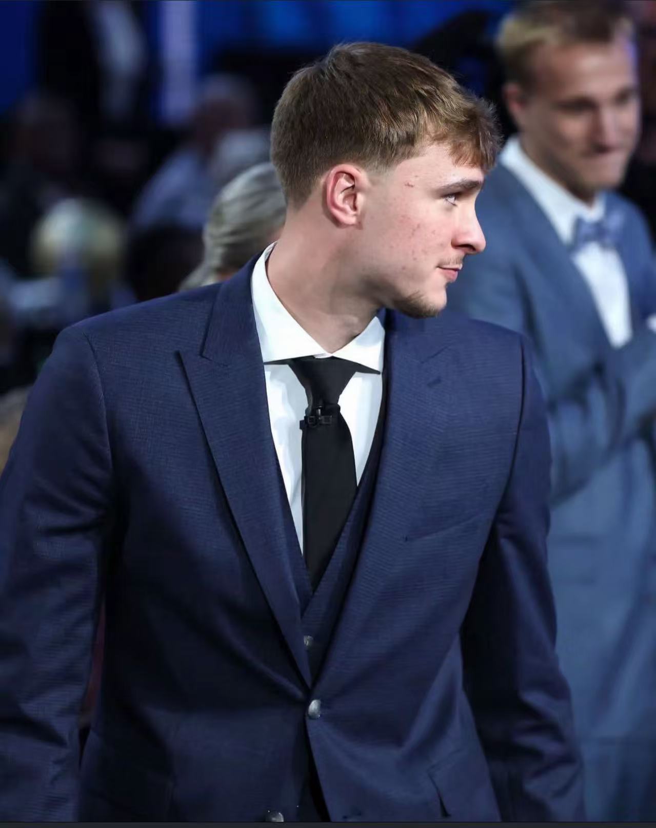 库珀-弗拉格新秀合同_达拉斯独行侠2025年NBA选秀状元_达拉斯独行侠队