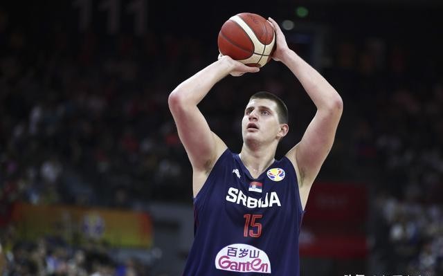 NBA中锋转型控卫_尼古拉·约基奇_尼古拉·约基奇