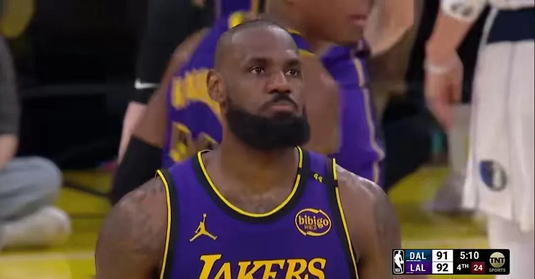 休斯顿火箭队_NBA西部球队休赛期动态_火箭队签下杜兰特