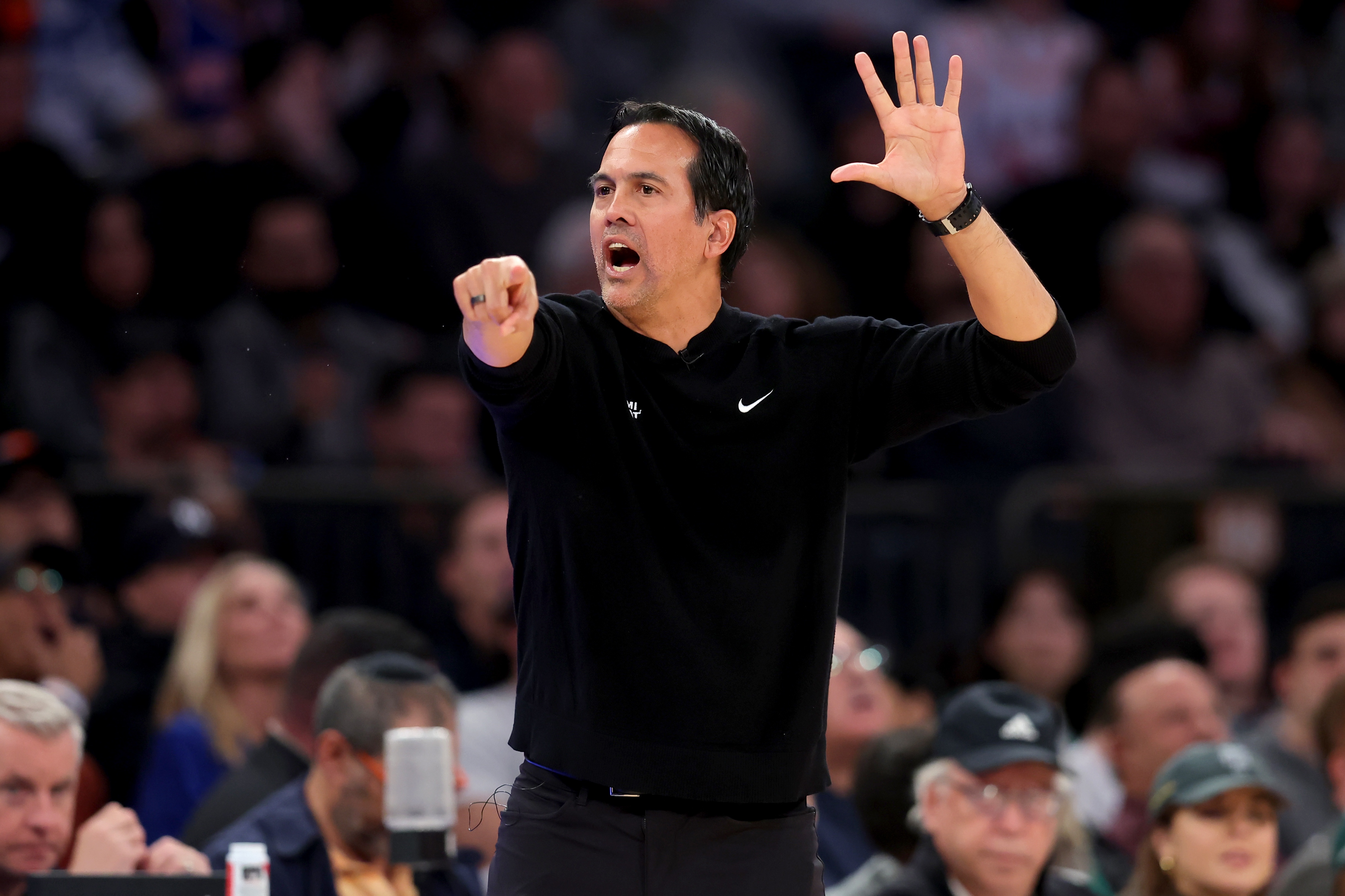 俄克拉荷马城雷霆队 2025年NBA选秀 首轮选秀权_俄克拉荷马城雷霆队
