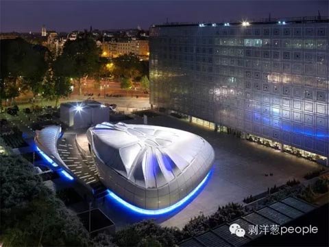 扎哈_扎哈哈迪德 争议 建筑设计