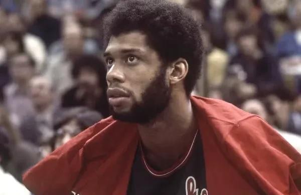 塔图姆公布的NBA历史前十名单_杰森·塔图姆_杰森·塔图姆NBA历史十大巨星名单
