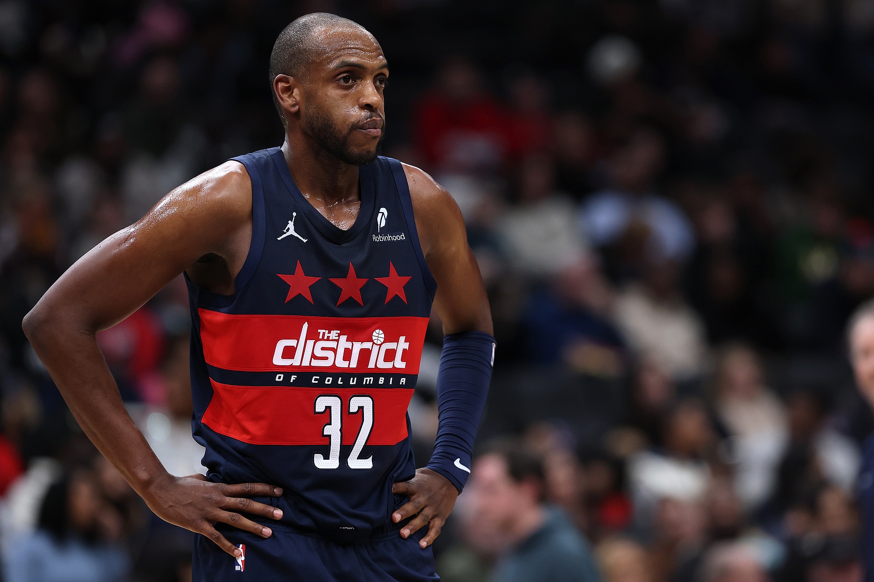 自由球员_2026年NBA自由球员市场 勒布朗詹姆斯未来去向 凯文杜兰特提前续约